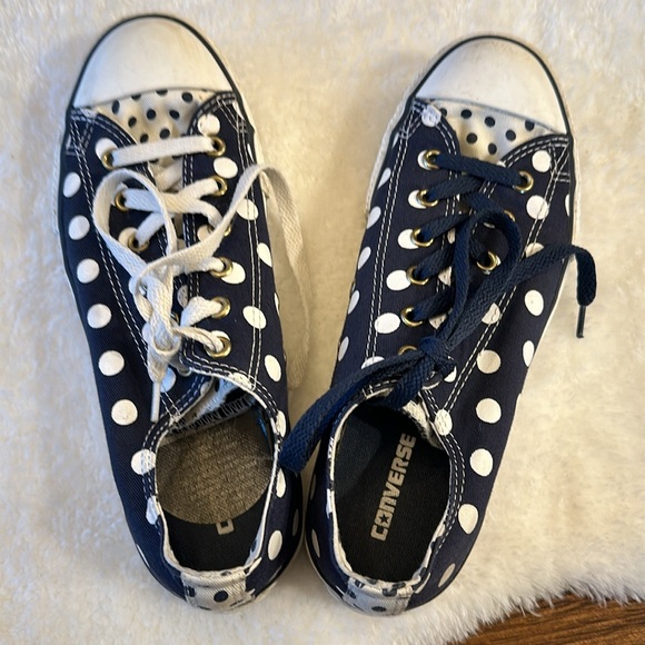 Converse navy and white polka dot shoes - Picture 3 of 5